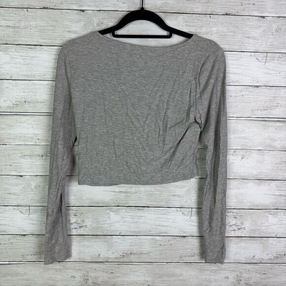Pac Sun Ribbed Ruched Front Long Sleeve Crop Top Gray Size Large - Picture 3 of 3